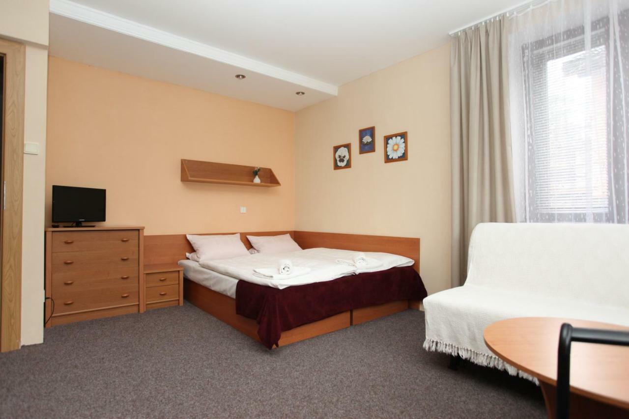 Penzion Demi Stará Lesná Buitenkant foto